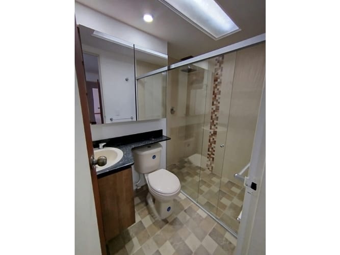 Apartamento en venta en Laureles, Medellín · foto 17 de 24