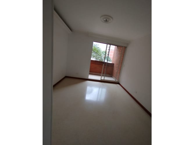 Apartamento en venta en Laureles, Medellín · foto 18 de 24