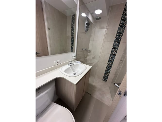 Apartamento de 3 alcobas en venta en La Candelaria, Bello, 61 m² · foto 7 de 15