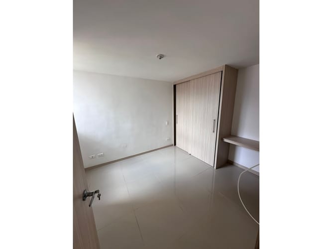 Apartamento de 3 alcobas en venta en La Candelaria, Bello, 61 m² · foto 8 de 15