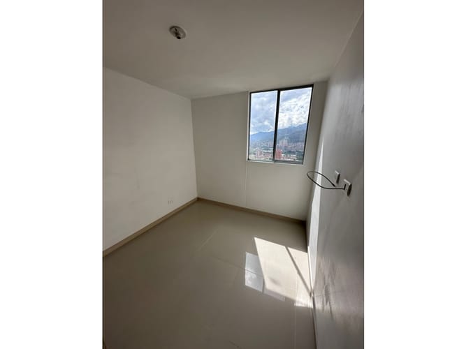 Apartamento de 3 alcobas en venta en La Candelaria, Bello, 61 m² · foto 10 de 15