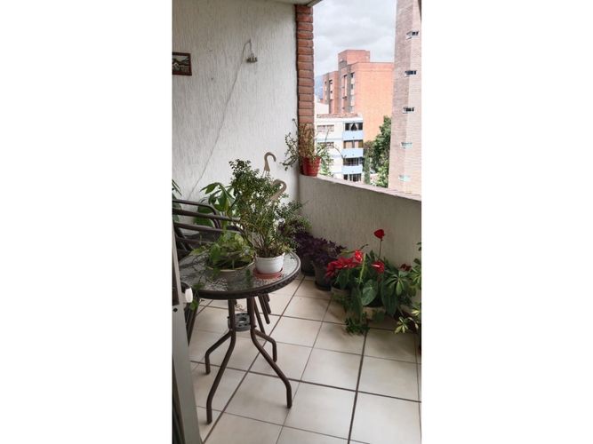 Apartamento de 3 alcobas en venta en Bolivariana, Medellín, 165 m² · foto 3 de 24