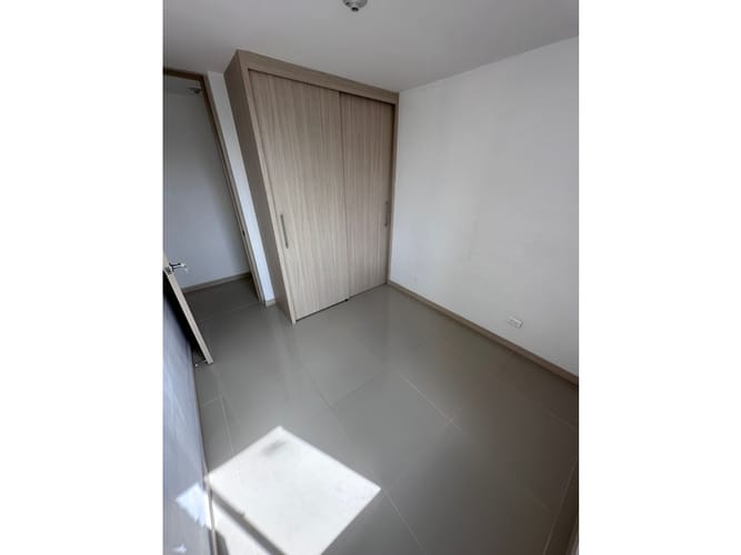 Apartamento de 3 alcobas en venta en La Candelaria, Bello, 61 m² · foto 11 de 15