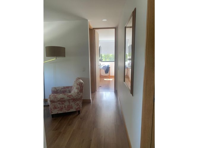 Apartamento de 2 alcobas en venta en Llano Grande, Medellín, 82 m² · foto 6 de 15