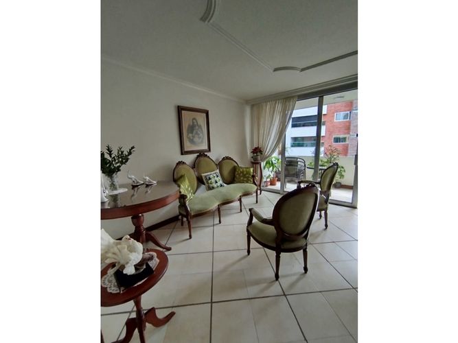 Apartamento de 3 alcobas en venta en Bolivariana, Medellín, 165 m² · foto 8 de 24