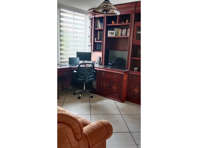 Apartamento de 3 alcobas en venta en Bolivariana, Medellín, 165 m² · foto 9 de 24