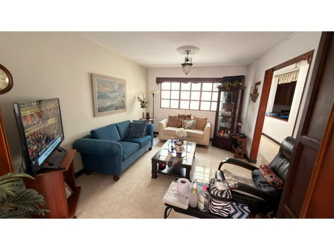Apartamento de 3 alcobas en venta en Conquistadores, Medellín, 151 m² · foto 5 de 20