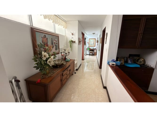 Apartamento de 3 alcobas en venta en Conquistadores, Medellín, 151 m² · foto 8 de 20
