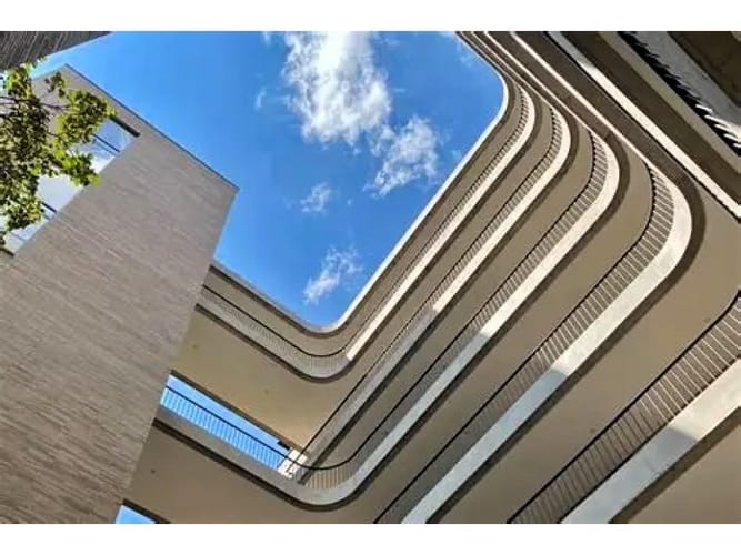 Apartamento de 1 alcoba en venta en La Linde, Medellín, 108 m² · foto 4 de 24