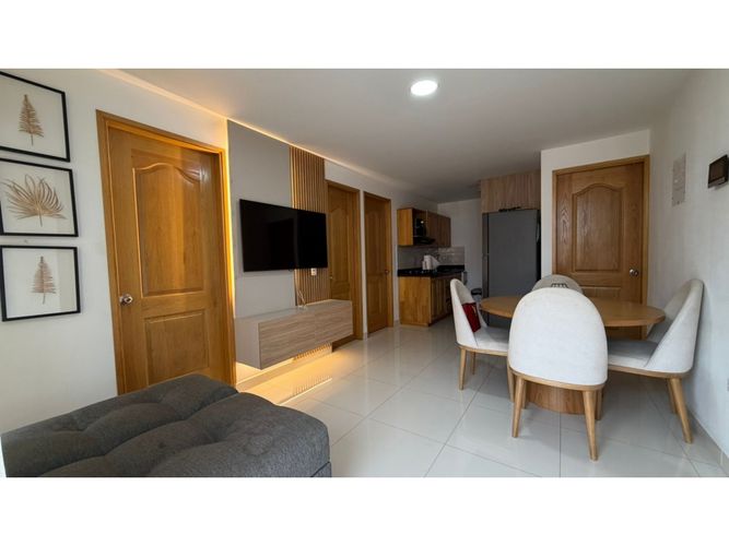 Apartamento de 3 alcobas en venta en La Doctora, Sabaneta, 56 m² · foto 2 de 24