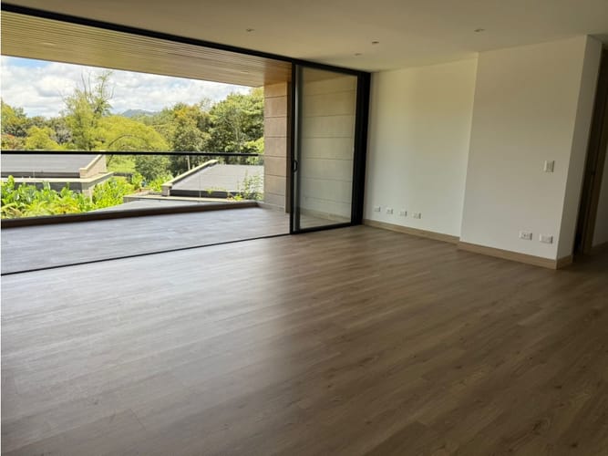 Apartamento de 3 alcobas en venta en Llano Grande, Rionegro, 173 m² · foto 7 de 14