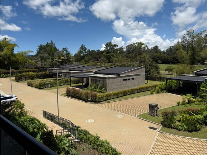 Apartamento de 3 alcobas en venta en Llano Grande, Rionegro, 173 m² · foto 8 de 14