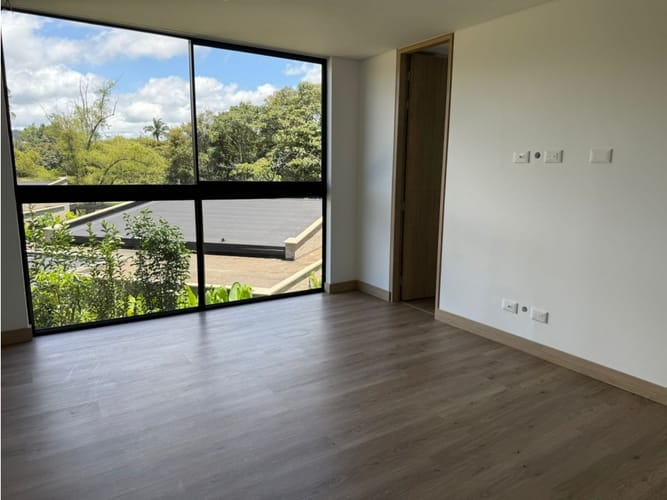 Apartamento de 3 alcobas en venta en Llano Grande, Rionegro, 173 m² · foto 10 de 14