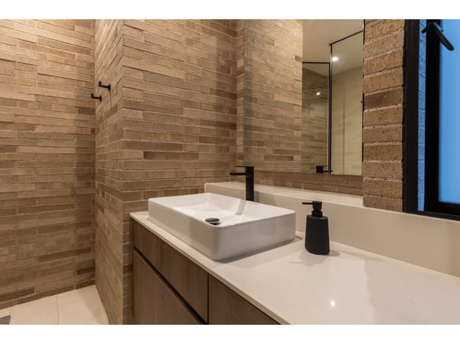 Apartamento de 1 alcoba en venta en La Linde, Medellín, 108 m² · foto 24 de 24
