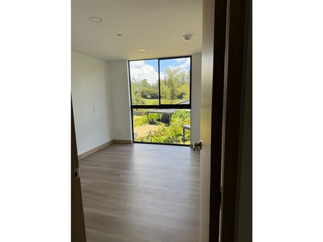 Apartamento de 3 alcobas en venta en Llano Grande, Rionegro, 173 m² · foto 14 de 14