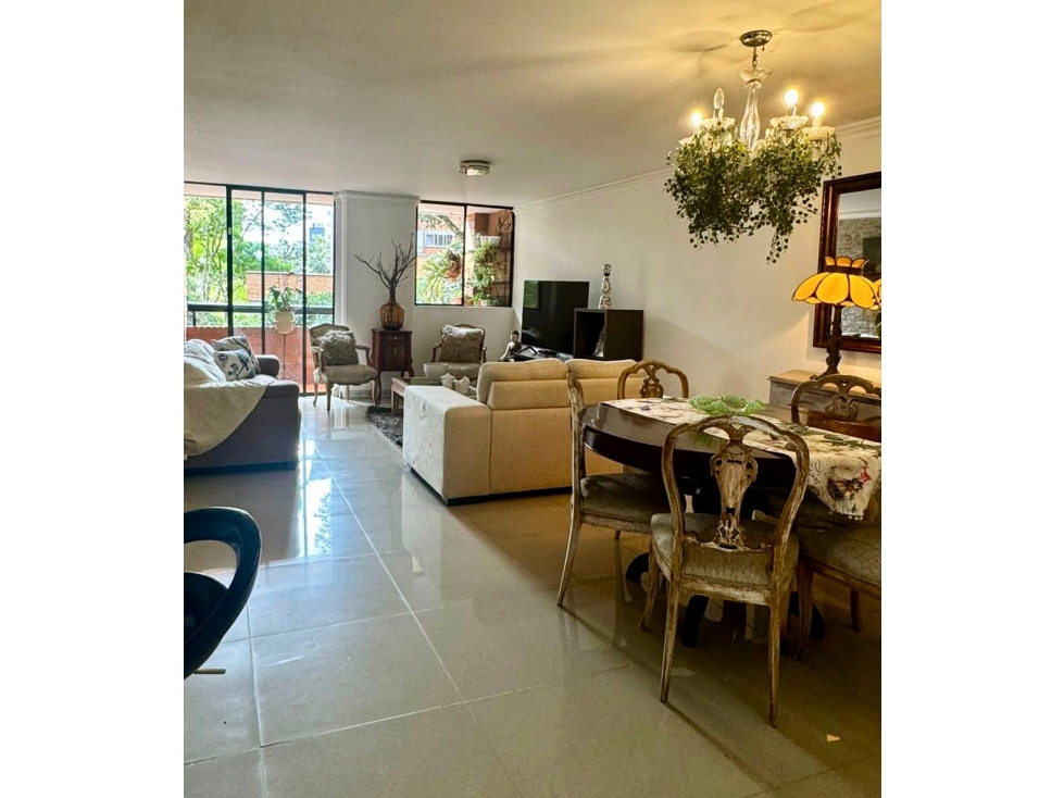 Apartamento en venta en Los Balsos, Medellín · foto 3 de 17