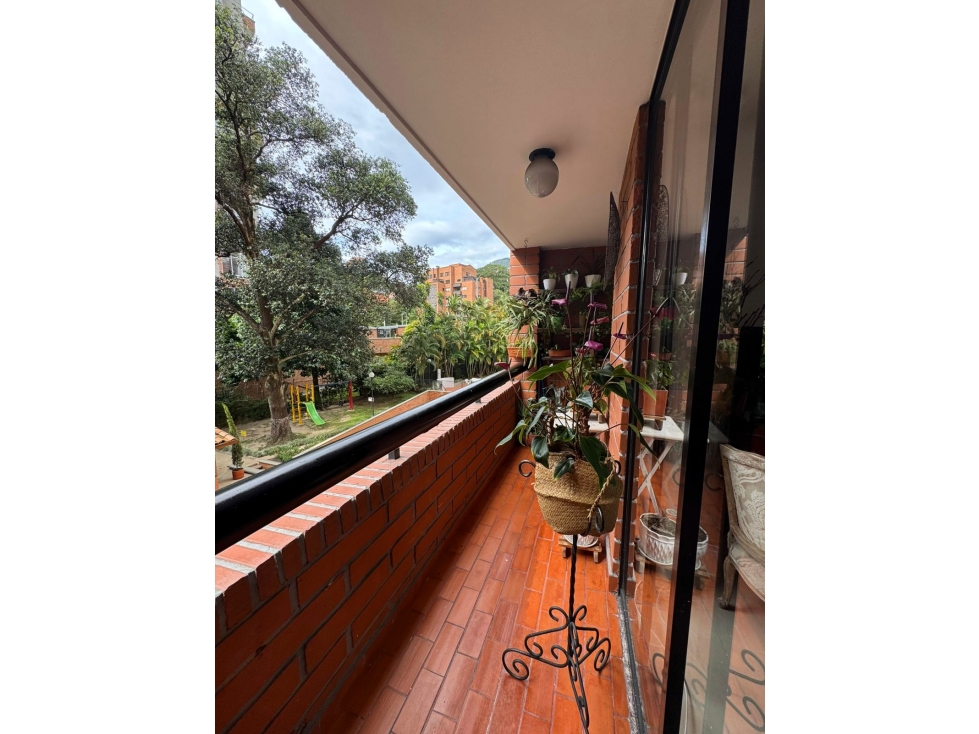 Apartamento en venta en Los Balsos, Medellín · foto 5 de 17