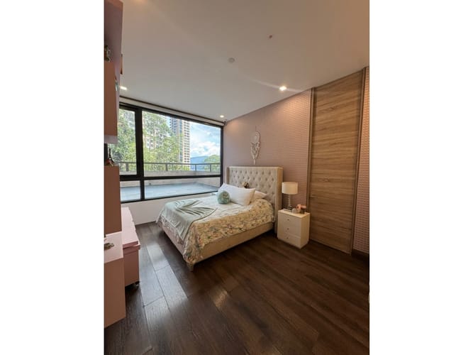 Apartamento de 3 alcobas en venta en Los Balsos, Medellín, 510 m² · foto 8 de 12