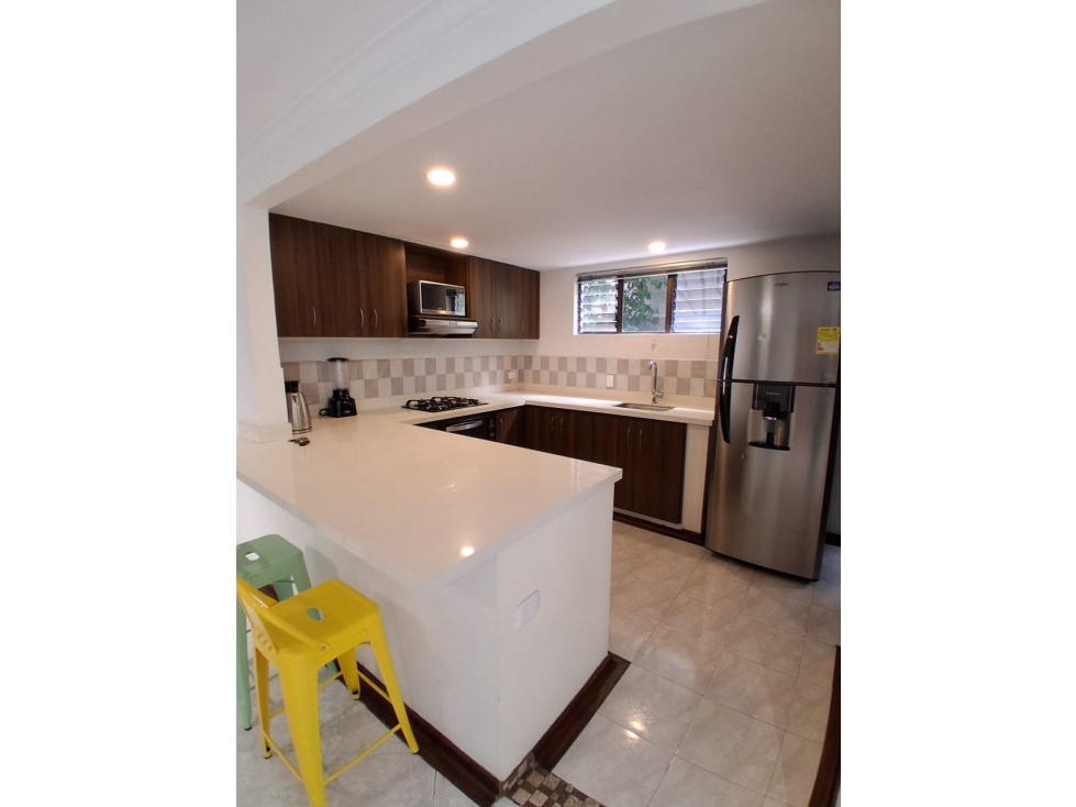 Apartamento en venta en El Poblado, Medellín · foto 6 de 24
