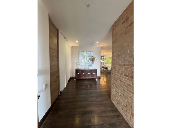 Apartamento de 3 alcobas en venta en Los Balsos, Medellín, 510 m² · foto 11 de 12