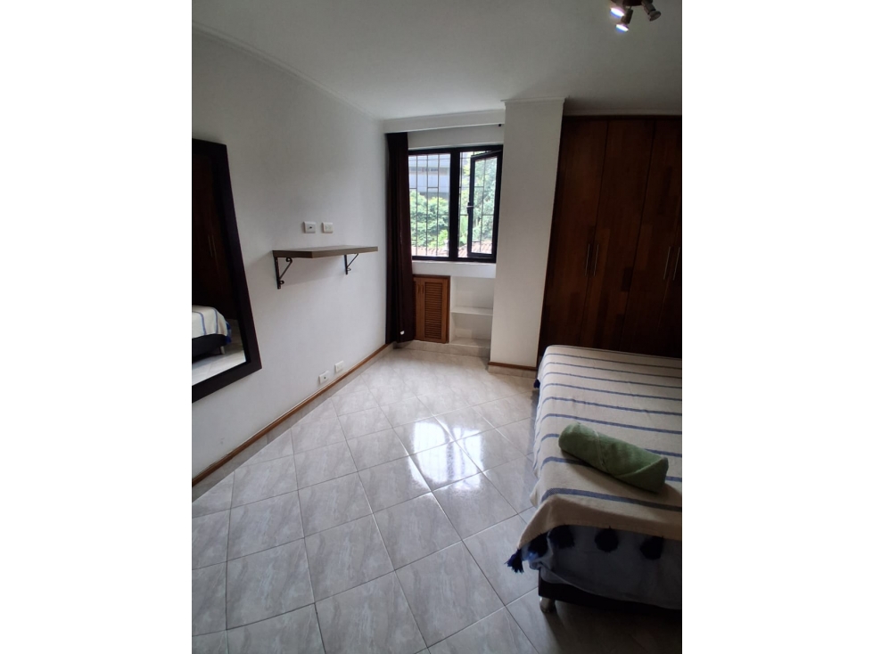 Apartamento en venta en El Poblado, Medellín · foto 14 de 24