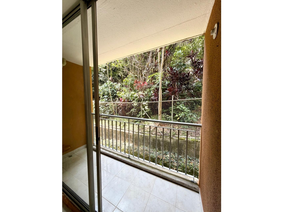 Apartamento en venta en Rodeo Alto, Medellín · foto 5 de 24