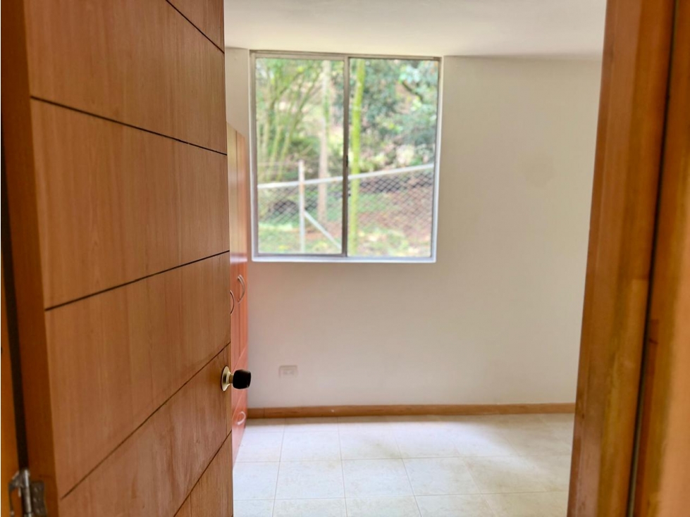 Apartamento en venta en Rodeo Alto, Medellín · foto 9 de 24