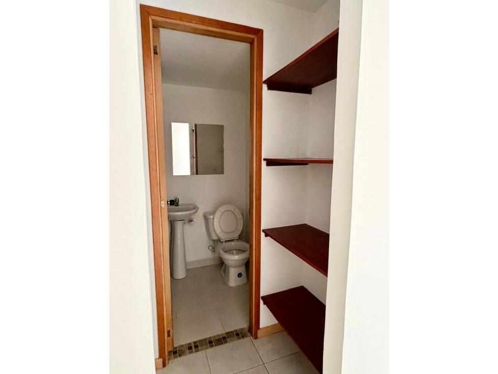 Apartamento en venta en Rodeo Alto, Medellín · foto 12 de 24
