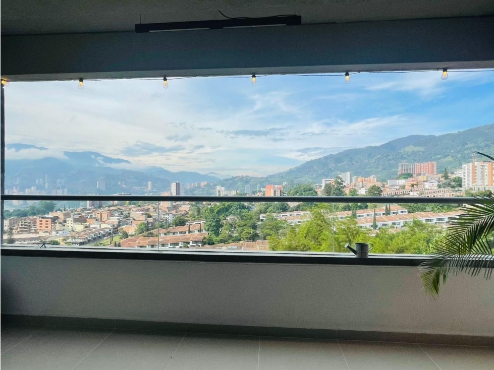 Apartamento en venta en Toledo, La Estrella · foto 2 de 13