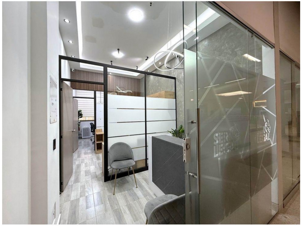 Oficina en venta en Manila, Medellín, 24 m² · foto 3 de 8