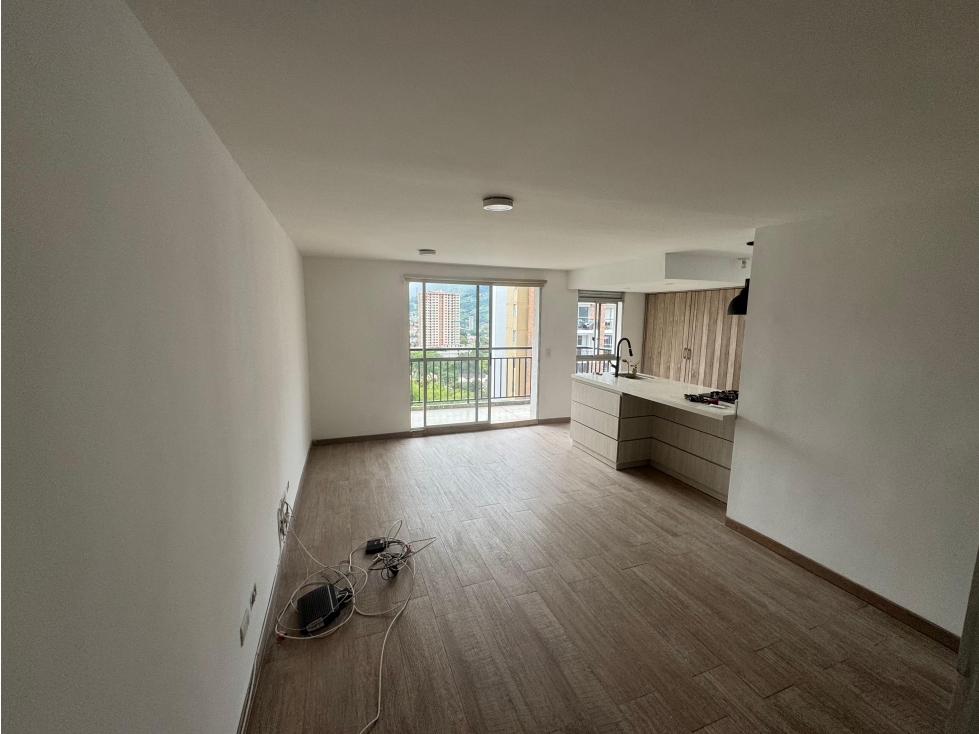 Apartamento en venta en Suramérica, Itagüí · foto 2 de 17