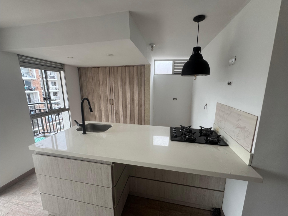 Apartamento en venta en Suramérica, Itagüí · foto 4 de 17