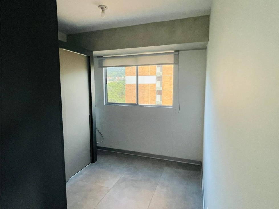 Apartamento en venta en Toledo, La Estrella · foto 10 de 13