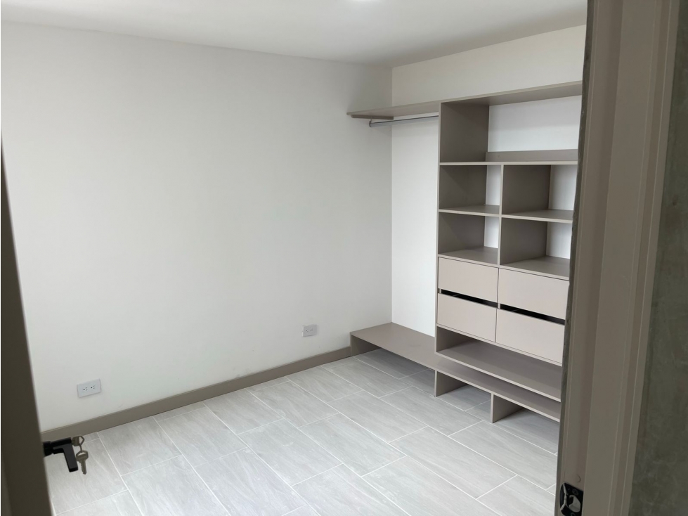 Apartamento en venta en Vereda Maria Auxiliadora, Medellín · foto 8 de 10