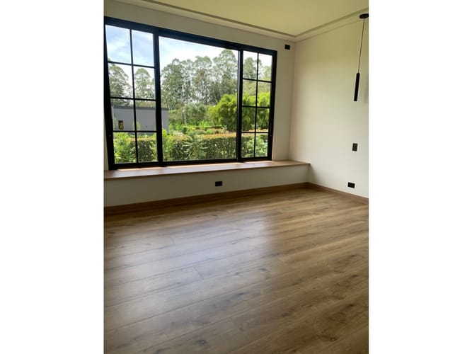 Casa de 4 alcobas en venta en Cabeceras De Llanogrande, Rionegro, 405 m² · foto 11 de 21