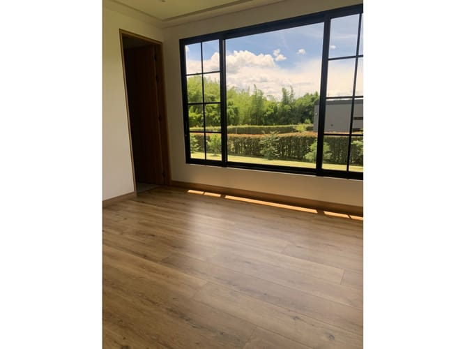Casa de 4 alcobas en venta en Cabeceras De Llanogrande, Rionegro, 405 m² · foto 17 de 21