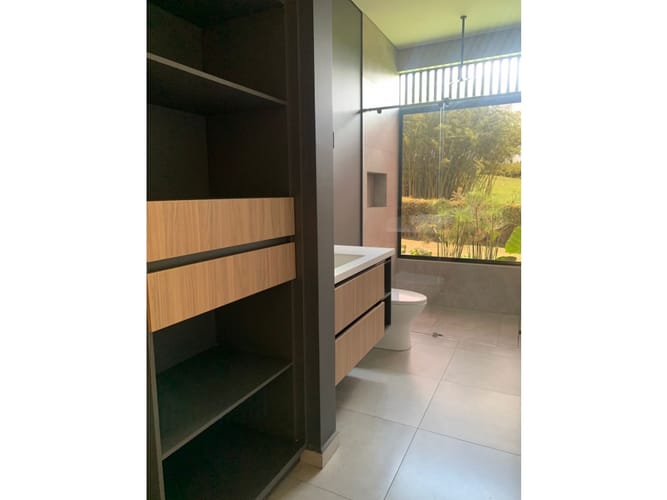 Casa de 4 alcobas en venta en Cabeceras De Llanogrande, Rionegro, 405 m² · foto 20 de 21