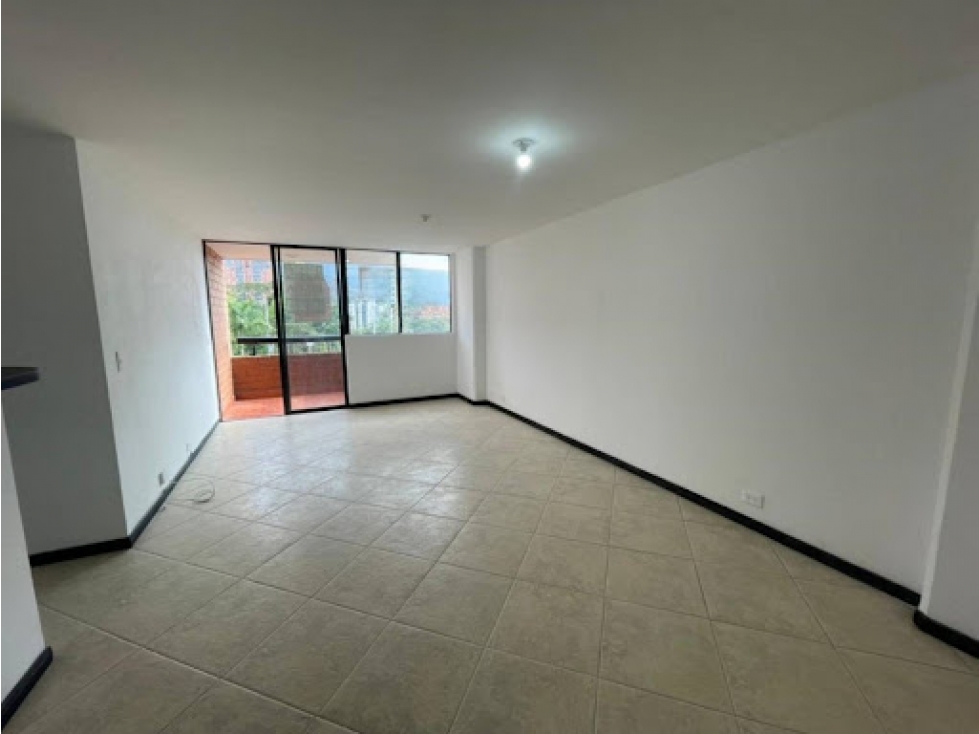 Apartamento en venta en El Poblado, Medellín · foto 13 de 24
