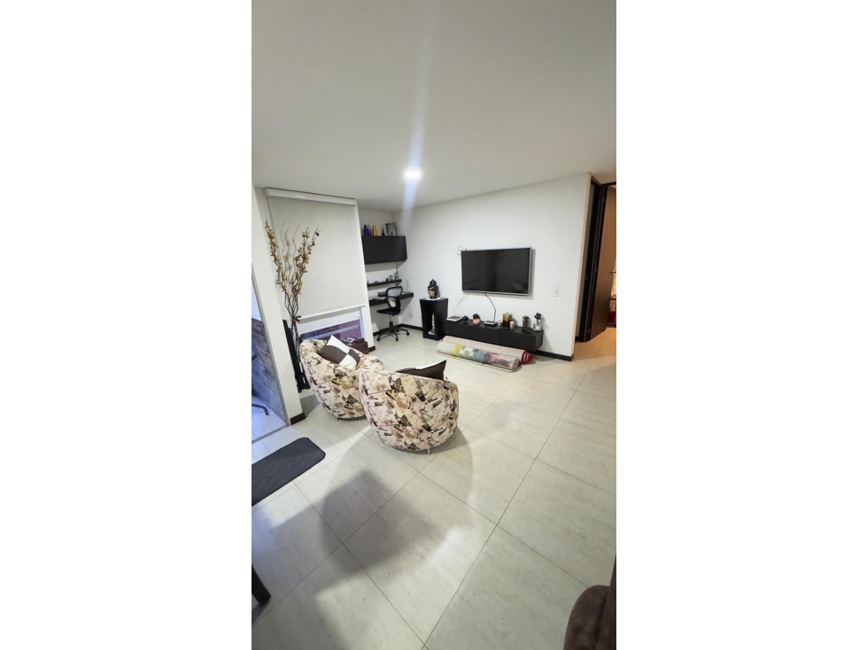 Apartamento en venta en Suramérica, La Estrella · foto 10 de 24