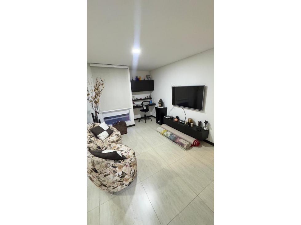 Apartamento en venta en Suramérica, La Estrella · foto 13 de 24