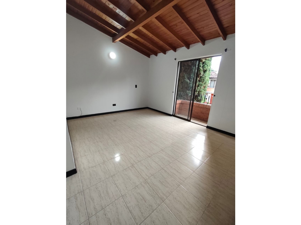 Casa de 4 alcobas en venta en Monteazul, Sabaneta, 126 m² · foto 6 de 18