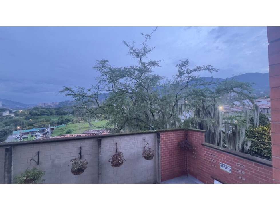 Apartamento en venta en Suramérica, La Estrella · foto 23 de 24