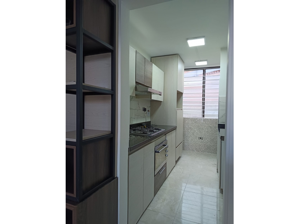 Apartamento en venta en Loma Del Indio, Medellín · foto 7 de 20