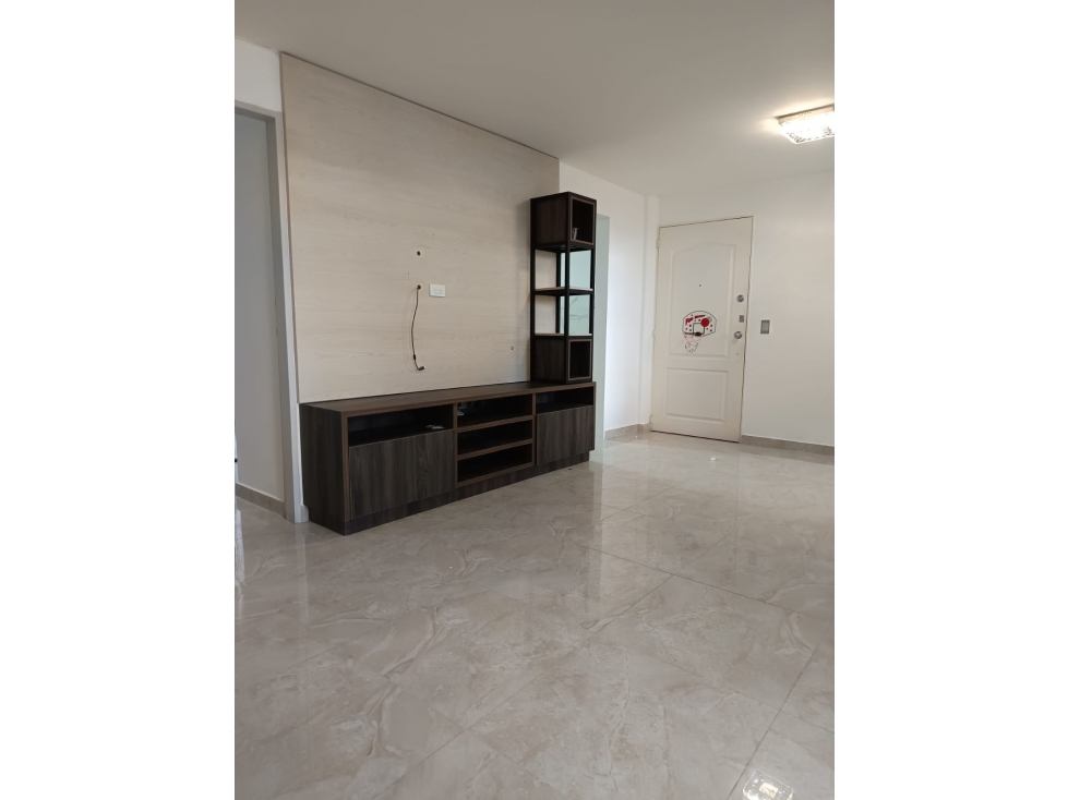 Apartamento en venta en Loma Del Indio, Medellín · foto 10 de 20