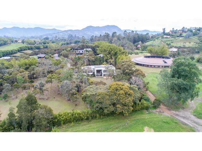 Casa de 4 alcobas en venta en Cabeceras De Llanogrande, Rionegro, 552 m² · foto 20 de 20