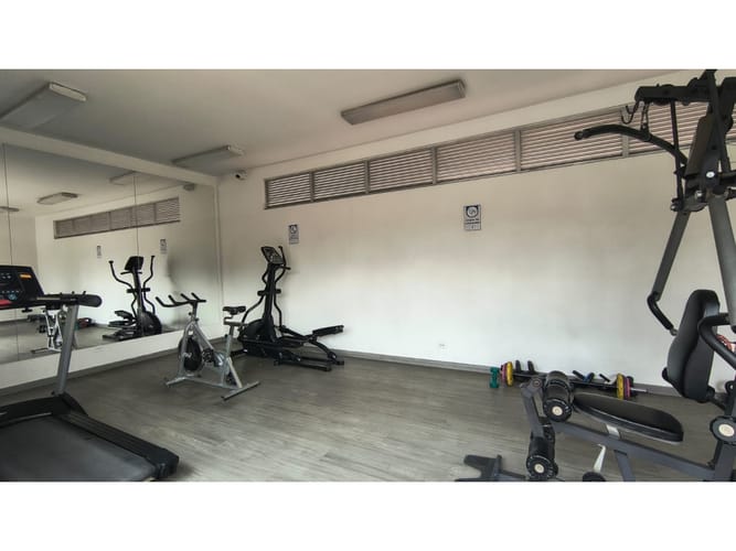Apartamento de 2 alcobas en venta en Los Alcazares, Sabaneta, 56 m² · foto 11 de 13