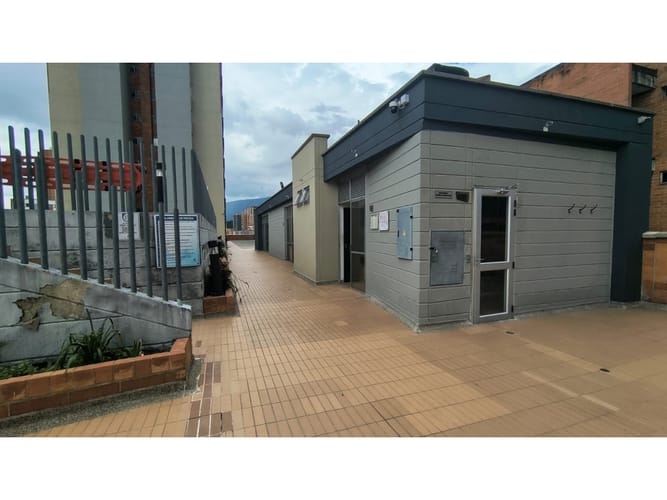 Apartamento de 2 alcobas en venta en Los Alcazares, Sabaneta, 56 m² · foto 12 de 13