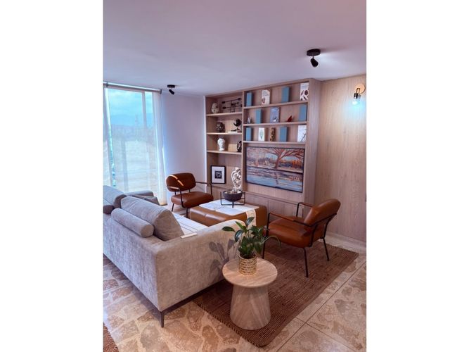 Apartamento en venta en El Poblado, Medellín · foto 7 de 24