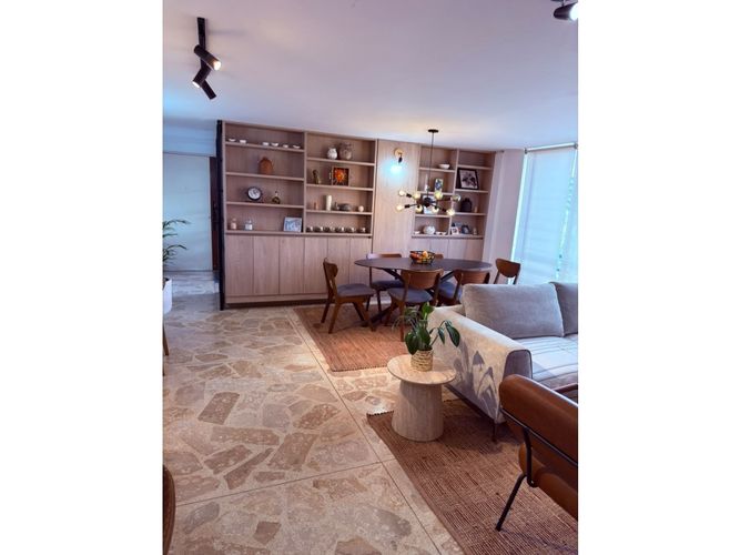 Apartamento en venta en El Poblado, Medellín · foto 11 de 24