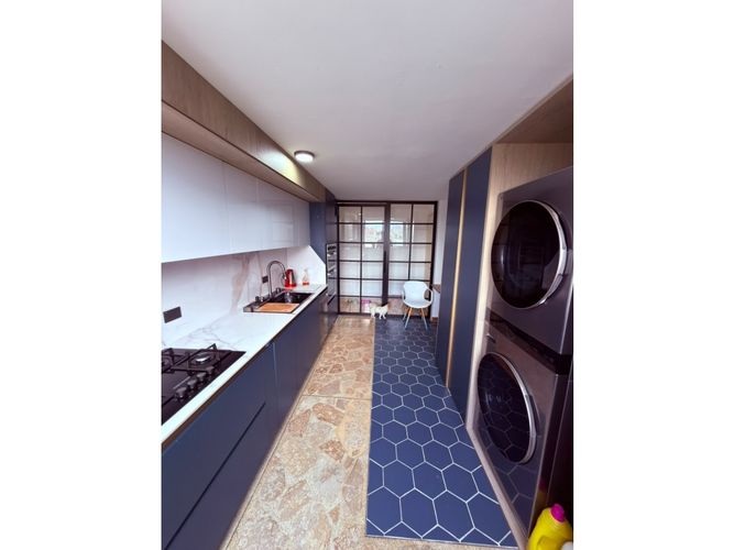 Apartamento en venta en El Poblado, Medellín · foto 20 de 24